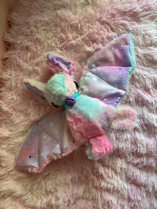 Collezione Pipistrelli Peluche – Morbidi Compagni 🦇
